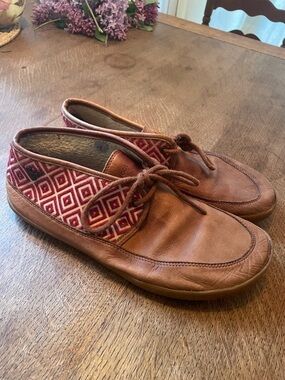 Vivo Barefoot "Gia" Leather Moccasin Shoes